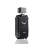 Lattafa Hayaati apa de parfum, flacon frontal elegant prezentat pe un fundal minimalist și premium de studio., flacon frontal elegant prezentat pe un fundal minimalist și premium de studio.
