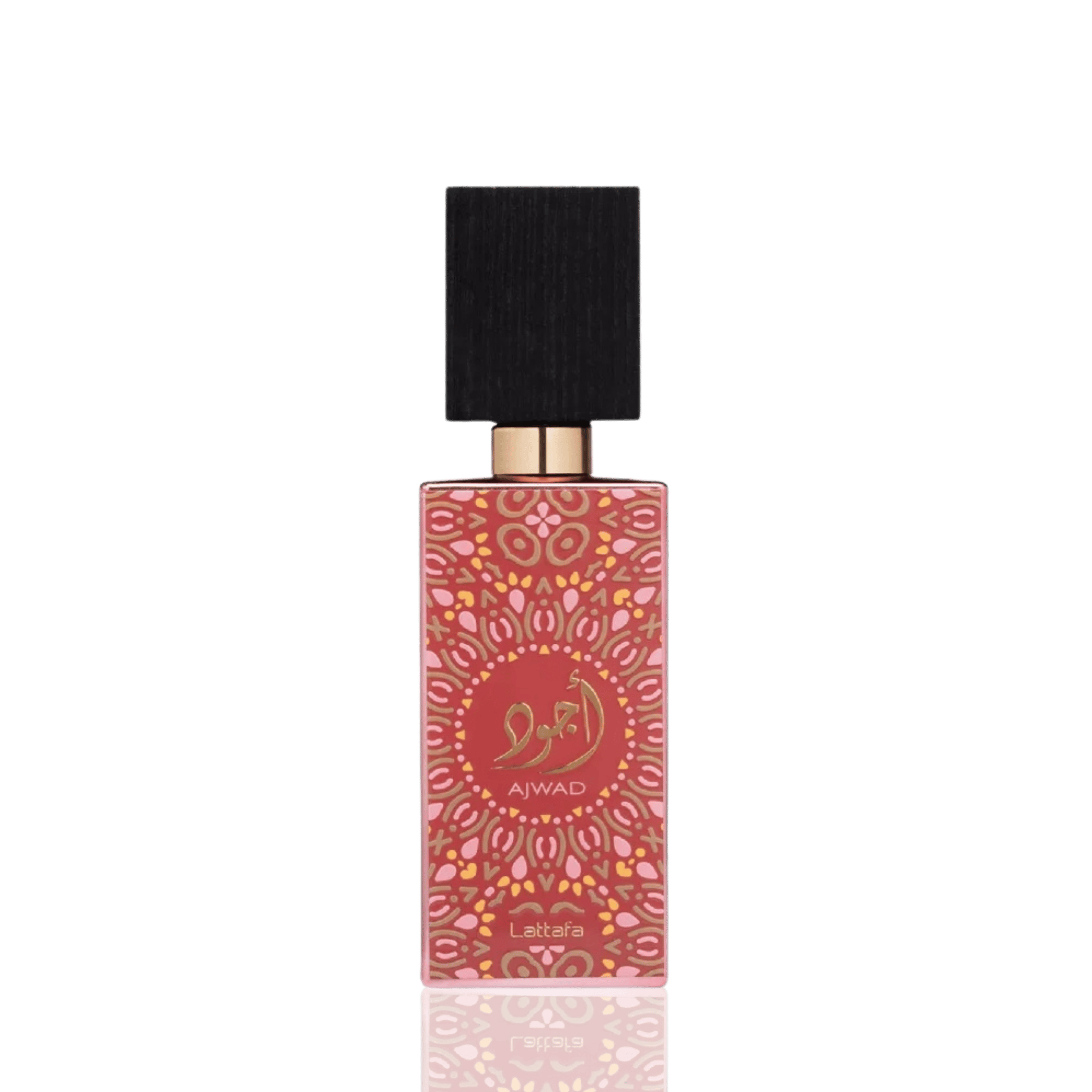 Detaliu flacon greu premium Lattafa Ajwad Pink to Pink 60 ml, evidențiind gravurile fine și capacul din lemn finisat.