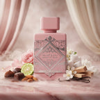 Lattafa Bade'e Al Oud Noble Blush apa de parfum original încadrat de ingrediente precum migdale și bezele.