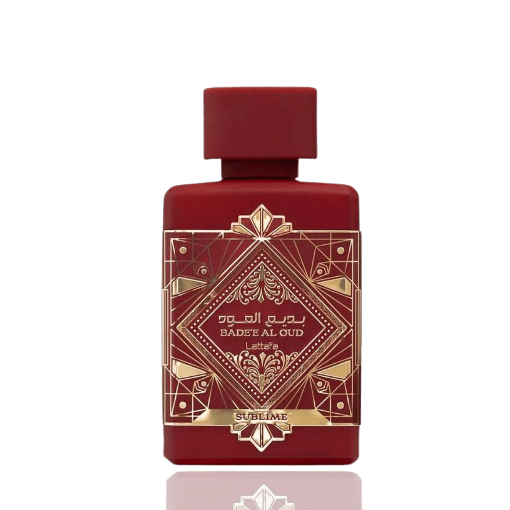 Lattafa Bade'e Al Oud Sublime apa de parfum, detaliu macro cu placheta geometrica auriu-stralucitoare si textura flaconului.