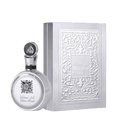 Lattafa Fakhar Silver apa de parfum 100 ml, flacon frontal argintiu elegant, parfum arabesc original de bărbați.
