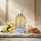 Lattafa Petra apa de parfum original prezentat alături de bergamotă zemoasă, iasomie albă și mosc catifelat.