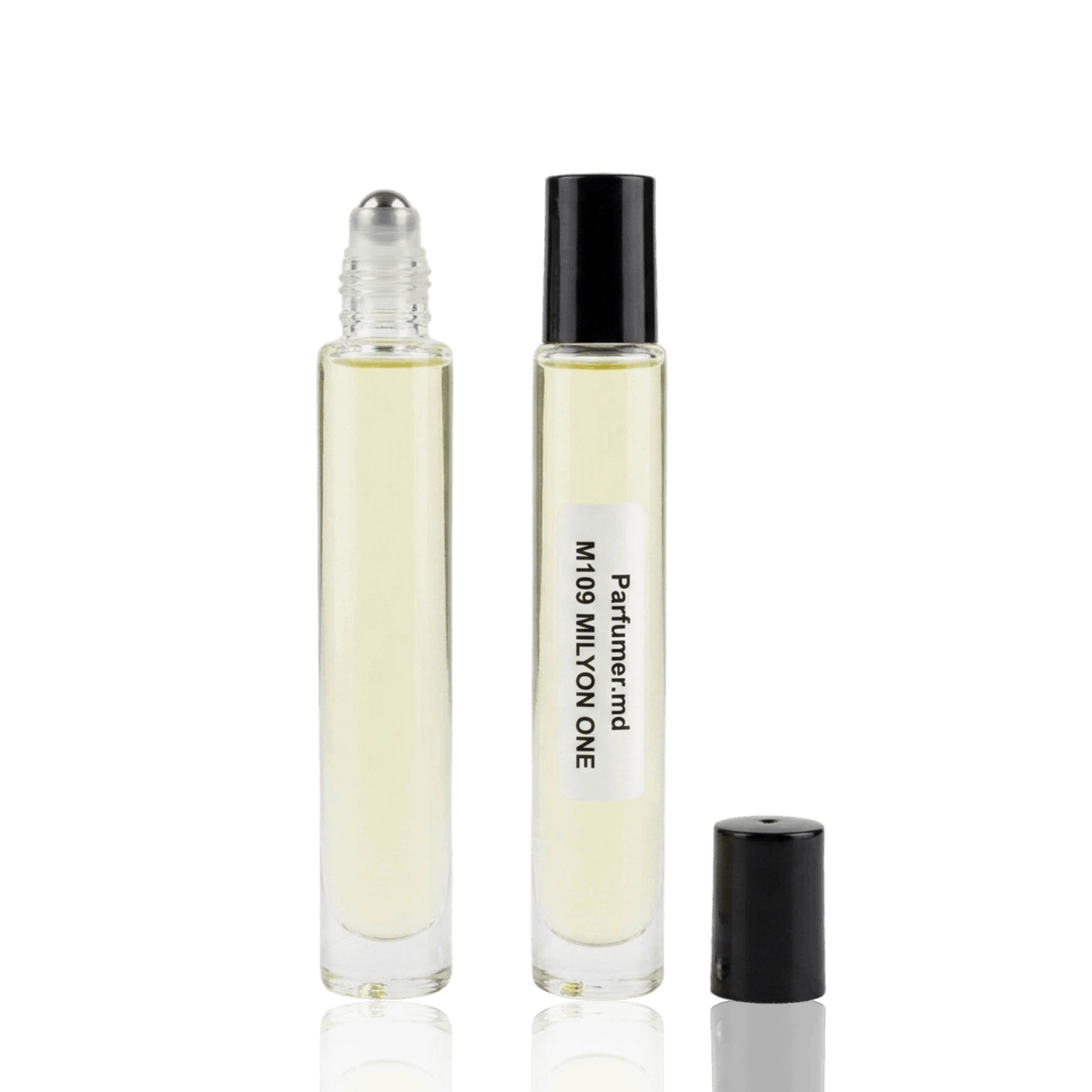 Detaliu flacon M109 MILYON ONE inspirat de Paco Rabanne 1 Million ulei de parfum, evidențiind eticheta și aplicatorul roll-on.