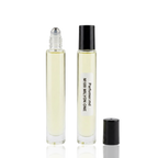 Detaliu flacon M109 MILYON ONE inspirat de Paco Rabanne 1 Million ulei de parfum, evidențiind eticheta și aplicatorul roll-on.