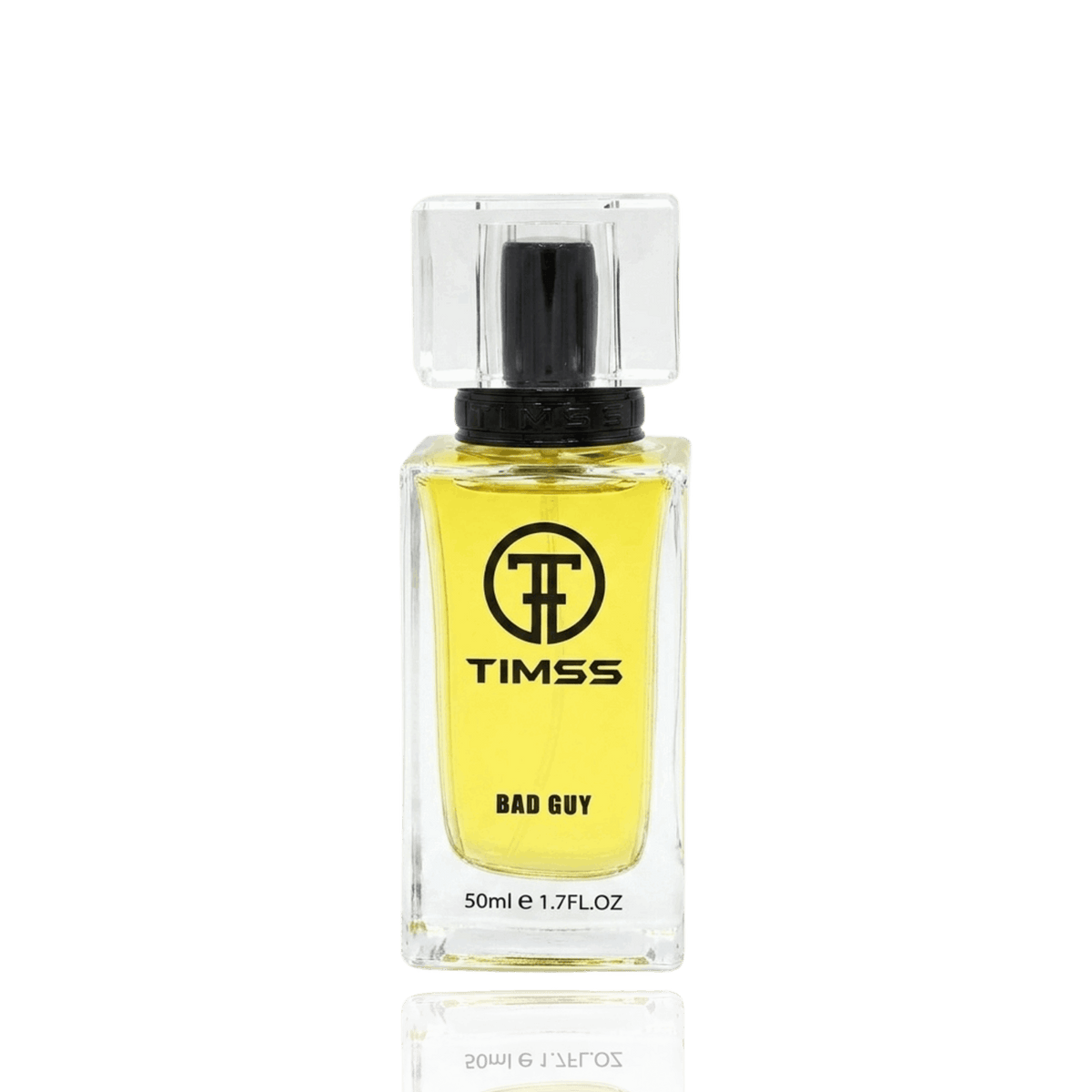 Detaliu flacon TIMSS M 121 Badboy inspirat din Carolina Herrera apa de parfum, evidențiind eticheta și pulverizatorul.