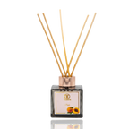 TIMSS Peach parfum de camera cu betisoare 120 ml detaliu flacon sticla si difuzor Parfumer.md