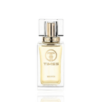 Detaliu flacon TIMSS W 415 Good Girl Supreme inspirat din Carolina Herrera apa de parfum, evidențiind eticheta și pulverizatorul.