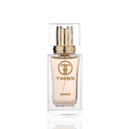 Detaliu flacon TIMSS W 417 Skarlett inspirat din Cacharel apa de parfum, evidențiind eticheta și pulverizatorul.